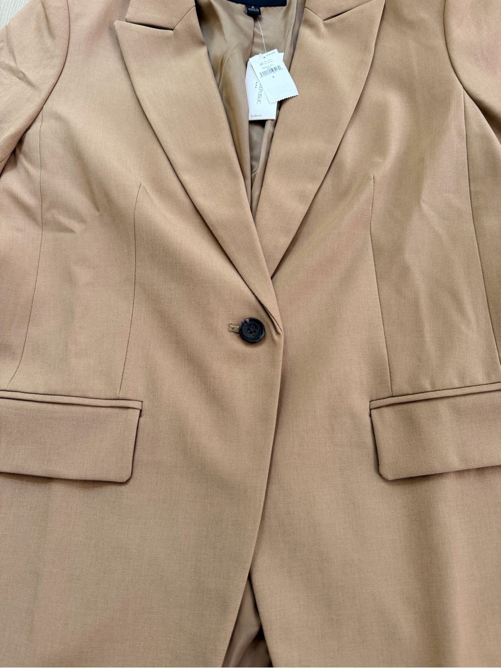 Banana Republic Tan Single-Button Blazer - Picture 11 of 13